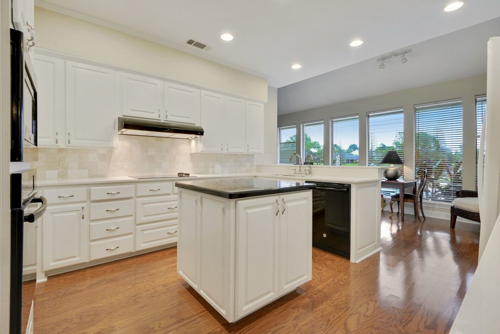 Baton Rouge Kitchen Remodel with granite island 