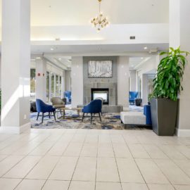 baton-rouge-commercial-gc-lounge-area