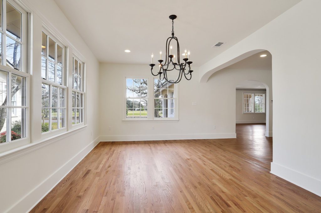 Baton Rouge Addition for Dining Room facing Kitchen area