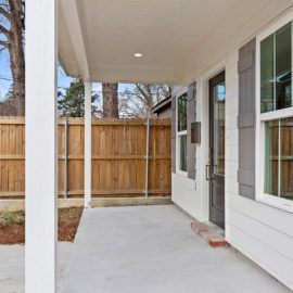 Baton-Rouge-Home-Builder-Exterior-on-Mayflower-Street