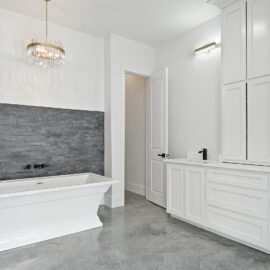 Baton Rouge Home Builder Master Bath Vanity